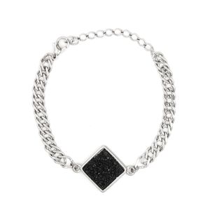 Pulseira-Quadrada-Brilho-Preto-Prateado-01