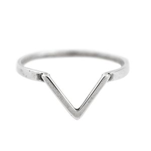 Anel-V-Liso-Pequeno-Prata-925-01