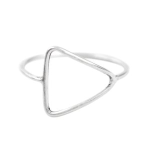 Anel-Triangulo-Fino-Vazado-Horizontal-Prata-925-01