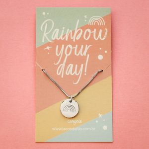 Colar-Medalha-Rainbow-Your-Day-Arco-Iris-Prateado-Folheado-06